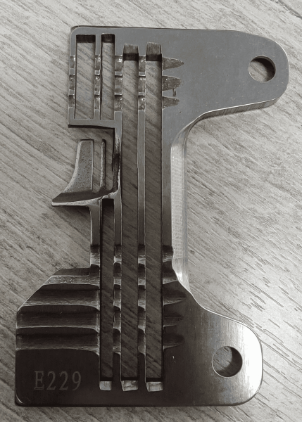 Игольная пластина E229 (20715002) от магазина Promily в Владикавказе